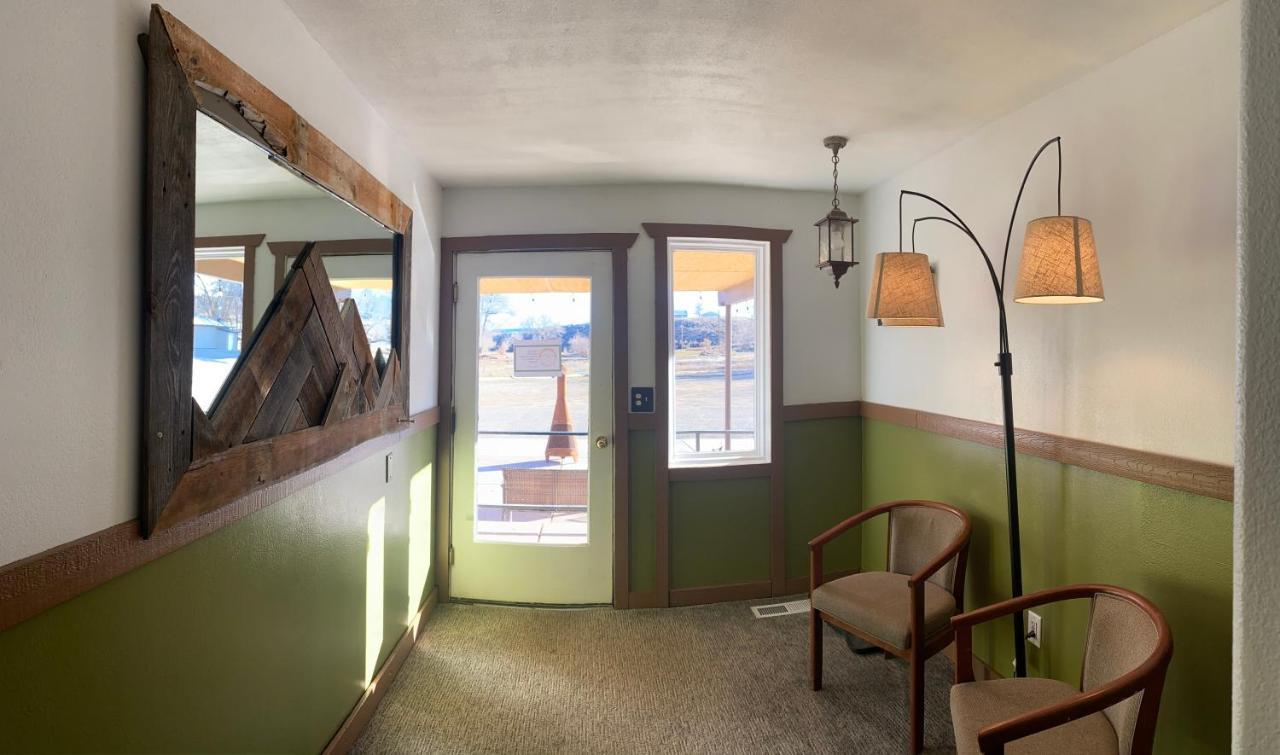 Moosehead Lodge Rangely Exterior photo